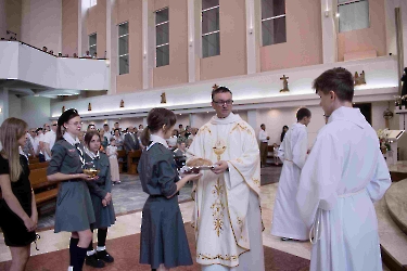  	30.05.2024 - Uroczystość Najświętszego Ciała i Krwi Chrystusa - Eucharystia _103