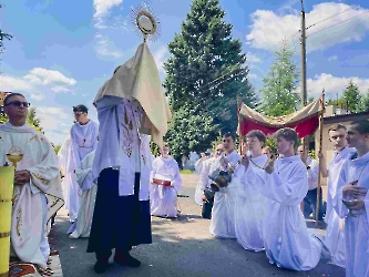  	30.05.2024 - Uroczystość Najświętszego Ciała i Krwi Chrystusa - Eucharystia Procesja_249