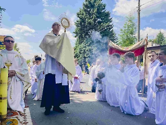  	30.05.2024 - Uroczystość Najświętszego Ciała i Krwi Chrystusa - Eucharystia Procesja_250