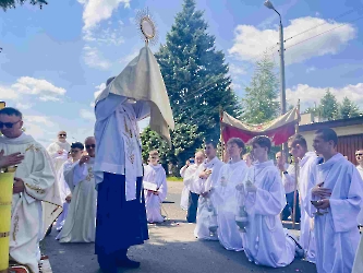  	30.05.2024 - Uroczystość Najświętszego Ciała i Krwi Chrystusa - Eucharystia Procesja_254