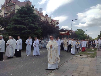  	30.05.2024 - Uroczystość Najświętszego Ciała i Krwi Chrystusa - Eucharystia Procesja_361