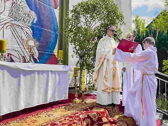  	30.05.2024 - Uroczystość Najświętszego Ciała i Krwi Chrystusa - Eucharystia Procesja_461