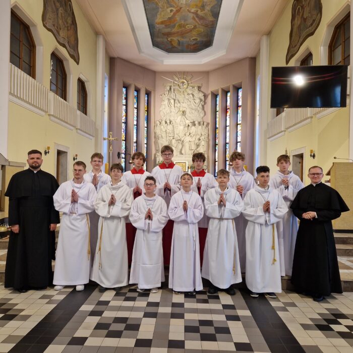 Parafia dająca przykład
