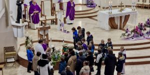 Poświęcenie wieńców adwentowych i świec